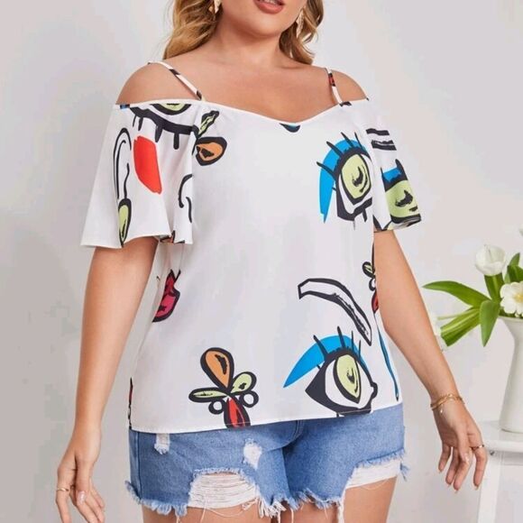 Stylish White Graphic Print Top OX - Picture 3 of 5